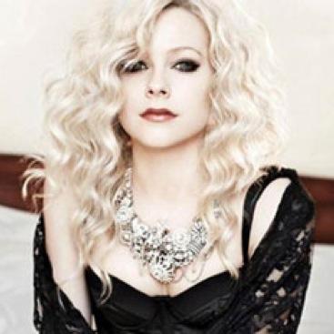 I'm a vampire. @YourDamonK is mine. Therefore I /will/ protect him at all costs. {RP}{490yrs}{OpenRP}{MultiFandomRP}