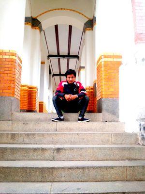 Yang penting happy