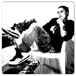 Heller da names Ashton AKA YUNG P 2 MF BEAT Im 24 years old. Im from oklahoma love to write n listen to music. I love too meet new people & learn new things.