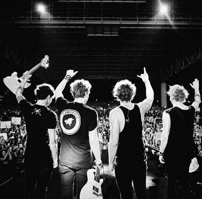 We do daily DMs to 5SOS bc you all deserve 1/4 • TURN OUR NOTIFIS ON •