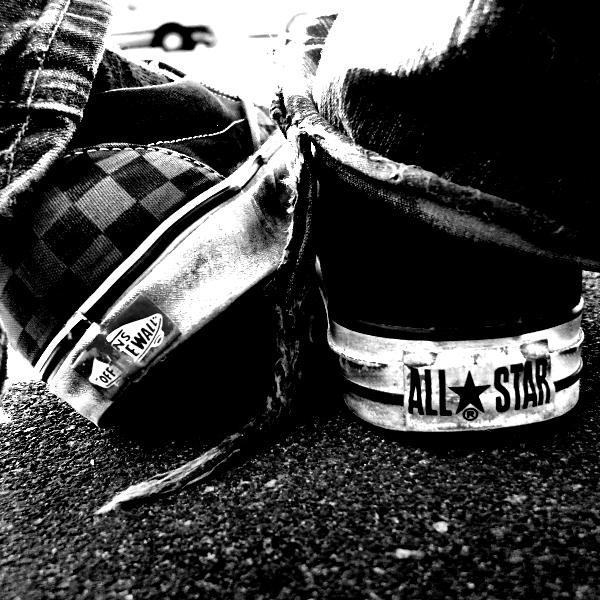Today, spokats it's you're identity. Menjual berbagai spokat vans & converse. More Information : 5A5E4E2B . Email : spokats.store8@yahoo.com