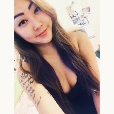 Bonjour_lika's profile picture. Veni. Vidi. Amavi : I came. I saw. I loved. IV.XII.MMXV//EA♥