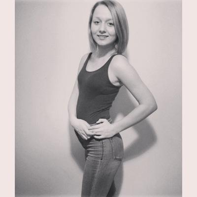 Hi I'm Kasia and I 17 years old. I'm Polish Belieber. Justin Bieber follow me please.. love you so much this is my big dream.