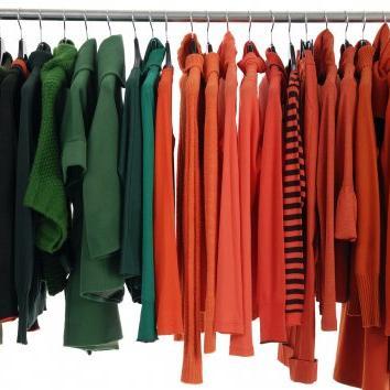 Tienda especializada en todo tipo de ropa para todos los gustos y ambos sexos. Pagos por transferencia. Envíos a toda España. 20-25 dias