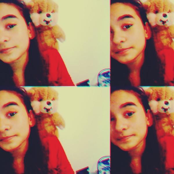 Era uma vez um pudim apaixonado , estava andando na rua quando foi atropelado , Puff´s , Pudim amasado .. Morreu ♥