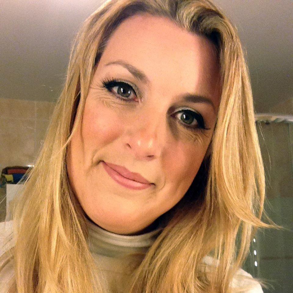 Founder de #Naopolewear #CJD #Entrepeneure #poledance #yoga