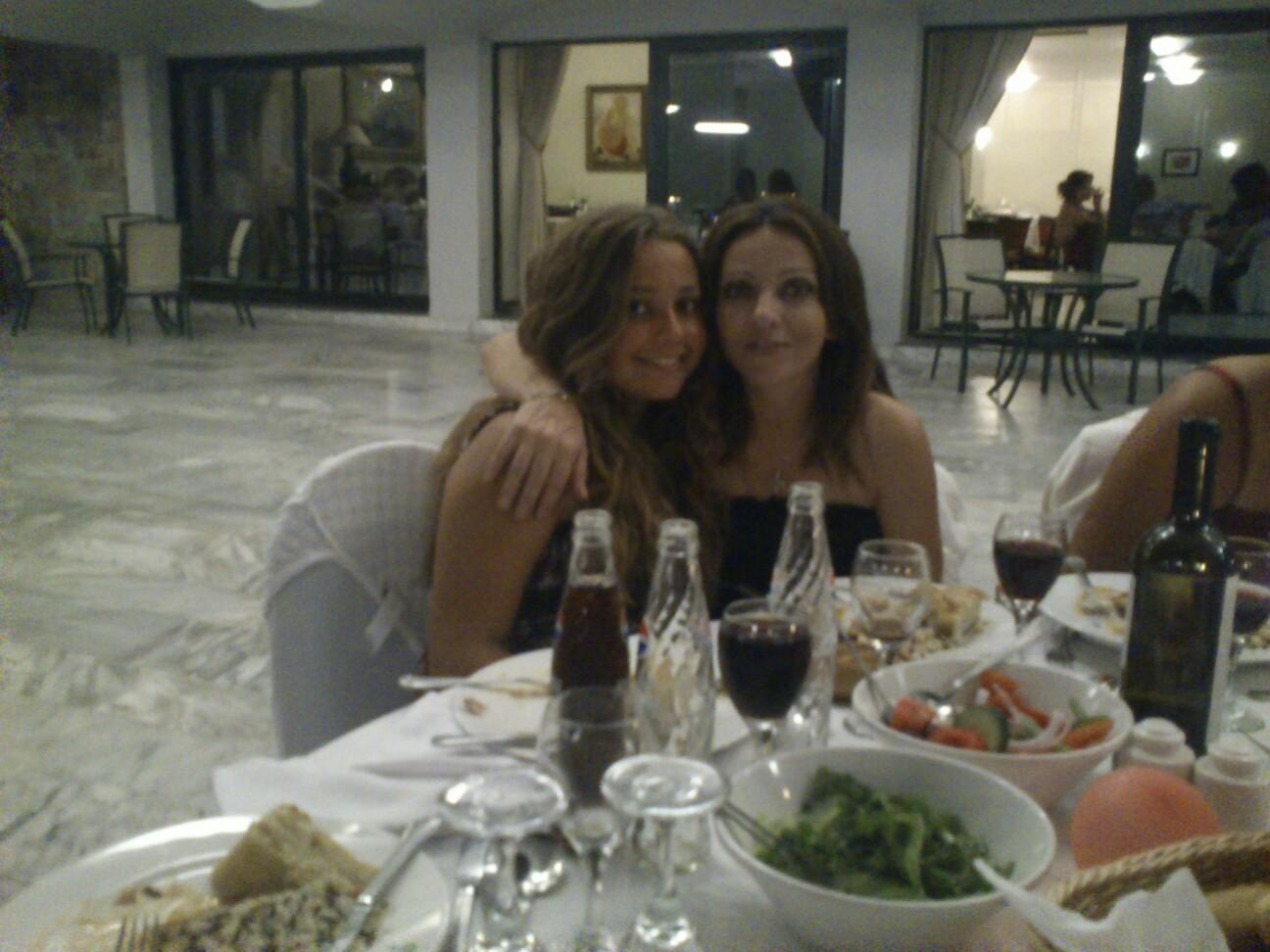 5f411f366590432's profile picture. 