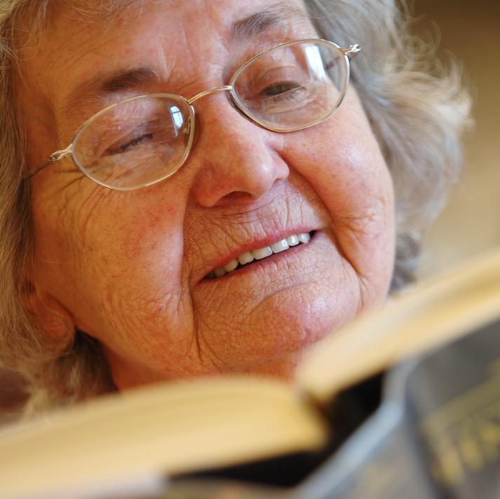 Working with volunteers, families and professionals to deliver a library service to Hampshire residents who are unable to access their local library in person.