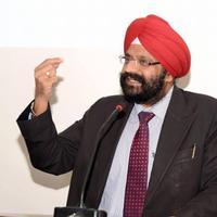Dr Tejinder Rawal (@rawalts) 's Twitter Profile