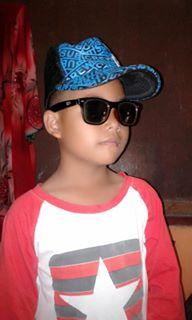 FACEBOOK:Muhammad izwan aziz
WECHAT:iwan_kocat
WHATSAAP:01127642408
INSTAGRAM:Iwan_pendek