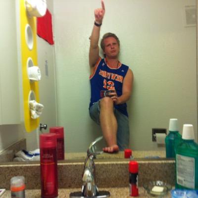 J_Norrud's profile picture. Pappa, sambo, Sosse som gick över till SD. utvandrad 🇳🇴