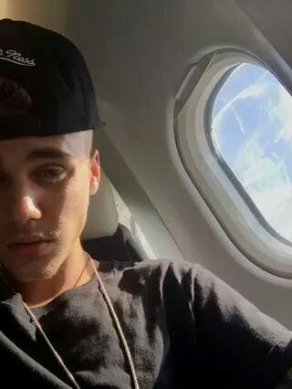 PotterRenisson's profile picture. l love 5 seconds of summer music she looks perfect