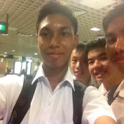 my name is pengguan i have fun with my friends in tsnglin school i just move to metta school so enjoy