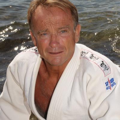 prof de ju-jitsu