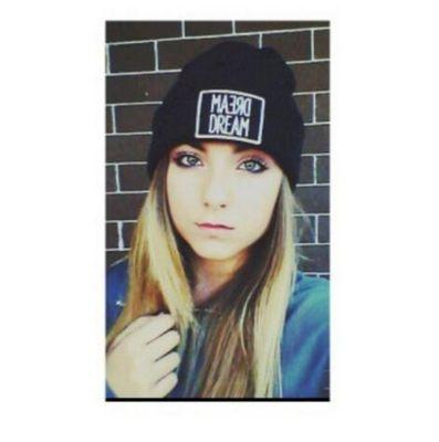 I love boybands , youtubers and you .Xx