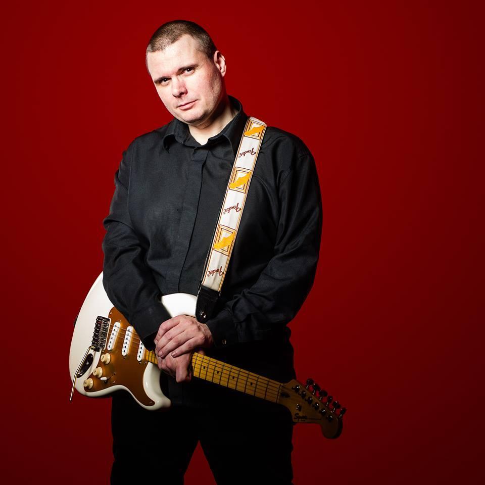 New album II is available. Melodic rock with progressive rock, symphonic rock, hardrock, bluesrock and AOR influences. http://t.co/KMuyvX4YKr