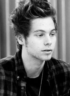 Hi ! i gave you follow. please Rt and tag @Luke5SOS my last tweet!! please !! it's for me very important.please help me TYSM