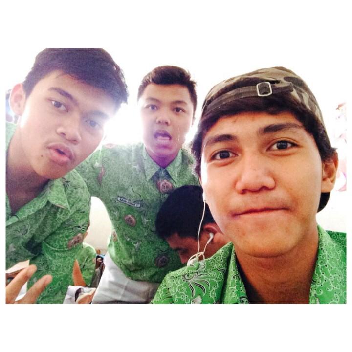 RizkyAndyD's profile picture. Rock n Roll