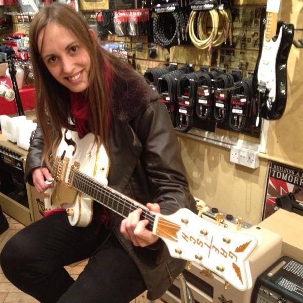 MarinaDapperDan's profile picture. Guitarrista en DapperDan