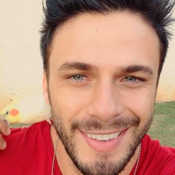 Fã Clube do Paraná dedicado ao cantor Rodrigo Marim. Since: 19/01/15