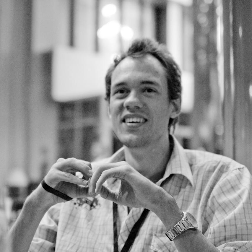 Web #developer & #consultant (@zend & @sensiolabs certified, #php #symfony). My focus is on solving business problems using #agile #lean dev.