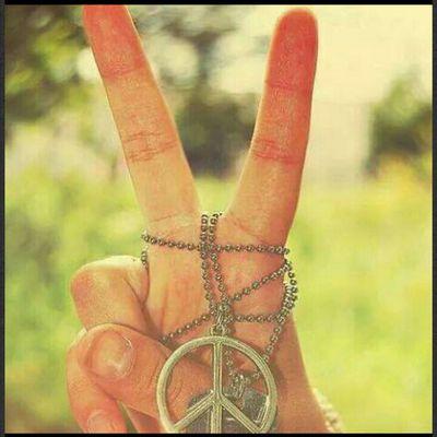 pensando___'s profile picture. só mais um dedo de king kong