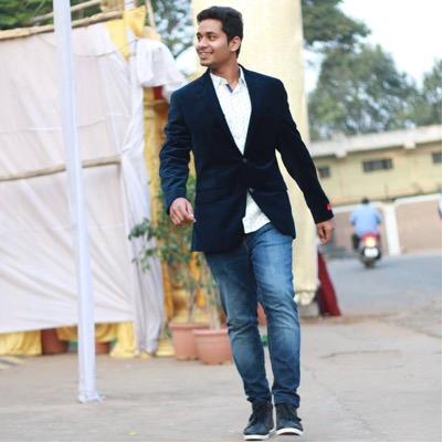mere baare me itna mat sochna samaj me aatha hu dill me nahi :P