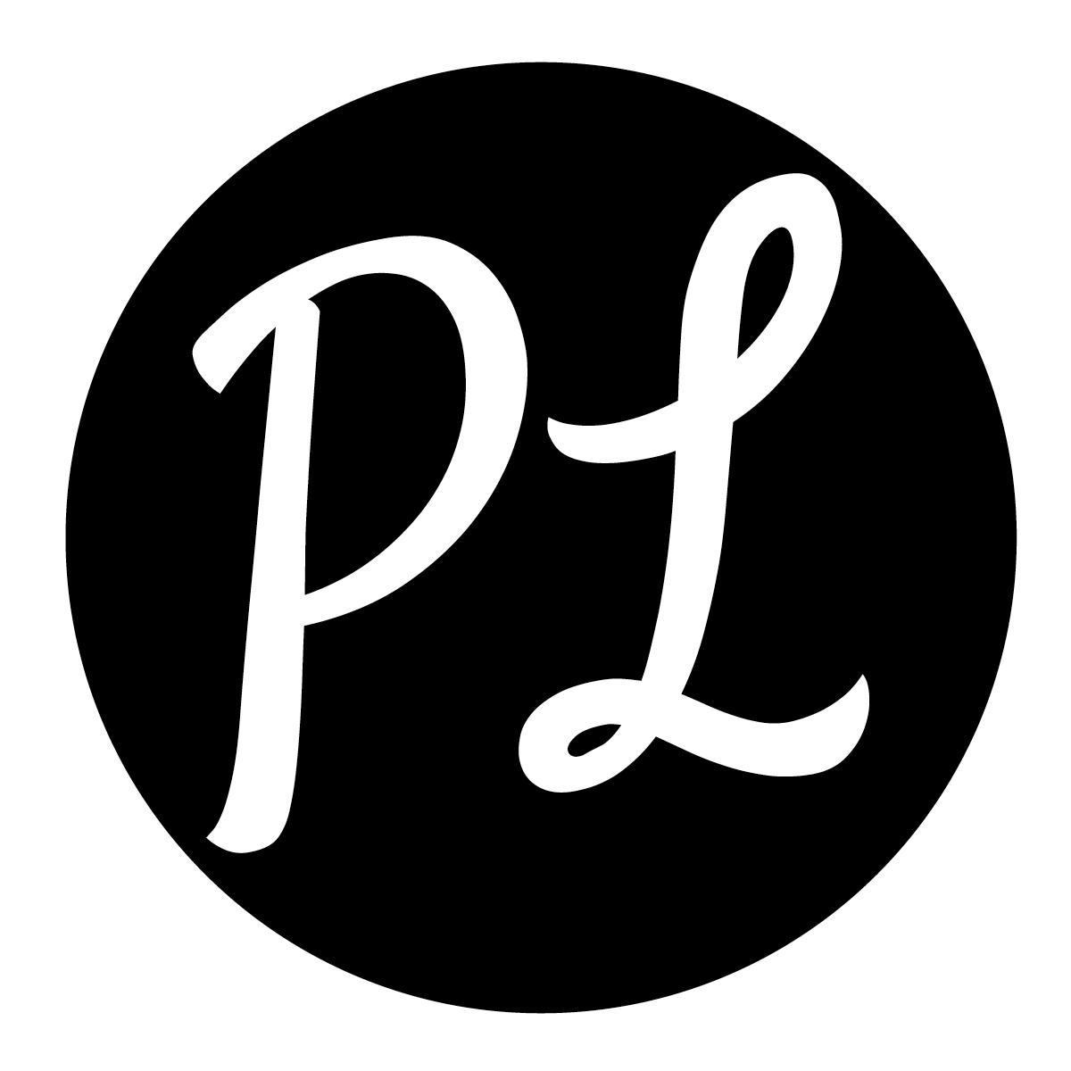 Blogger. Paper Products + Fabric Goods  Designer. Nuff said!