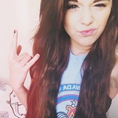 selfie_perfect's profile picture. 