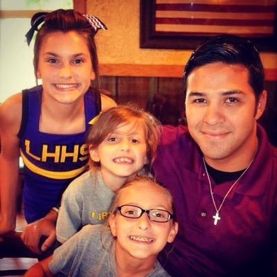HUGE TEXAS LONGHORNS FAN | family over everything!! THZ baseball academy coach