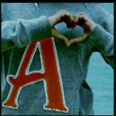 Nageeb121's profile picture. 