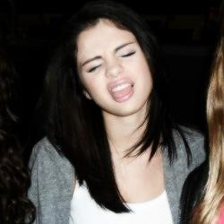 nao siga de volta, estou te seguindo entao vc segue a @errolouist