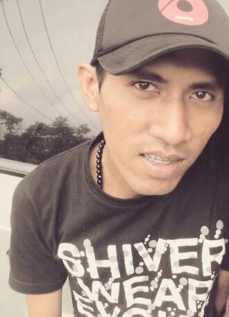 MBrighside's profile picture. # Open Relationship # Down To Earth # Don`t Judge a Book By It`s Cover...PIN:2A71AB06