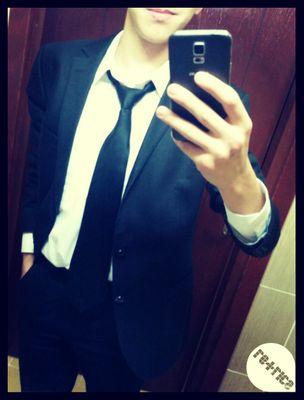 annayev99's profile picture. 