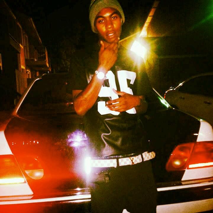 Hip-hop / Rap Artist
for business or Bookings E-Mail FilthygunnabarzFGB@Gmail.com