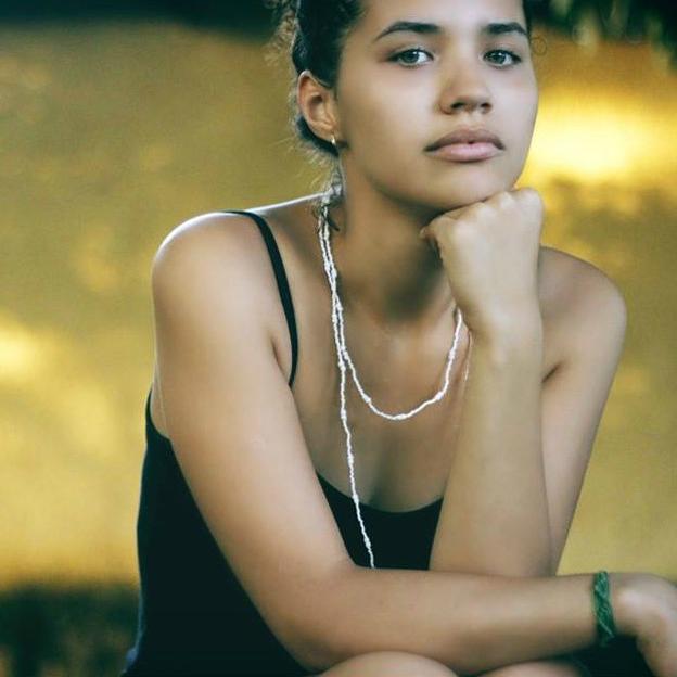 loorenakaren's profile picture. fleur rebelle