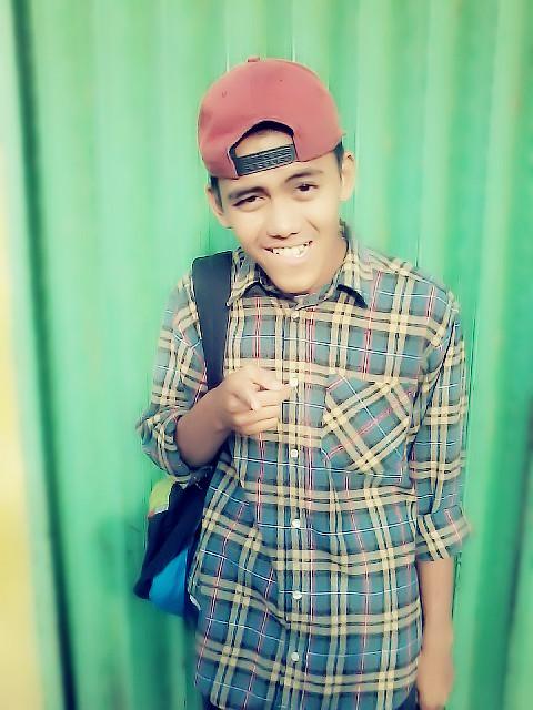 YRosadi's profile picture. @Newbiecornering