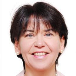 Advocate for and with persons with disabilities. Former UN Resident Coordinator, UN Volunteers Deputy Executive Coordinator, OECD Deputy Director Development.
