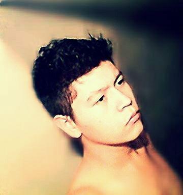 Adolecente de otro nivel envidiable (guapisimo) y si miran este tweet siganme!!!XD