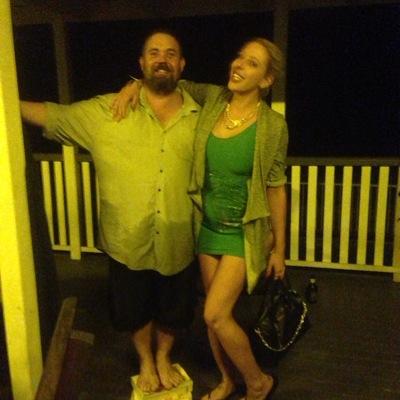 LulhamDavid's profile picture. i wanna horny ladies to come on over & gyrate on my face, im a pussy lover