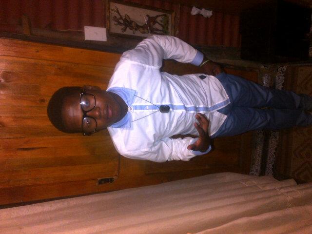 •I'm a guy who is silent•Son of God_i love music kasi rapper but for me info whatsapp me 0728006153 or bbm 2b7c99d6