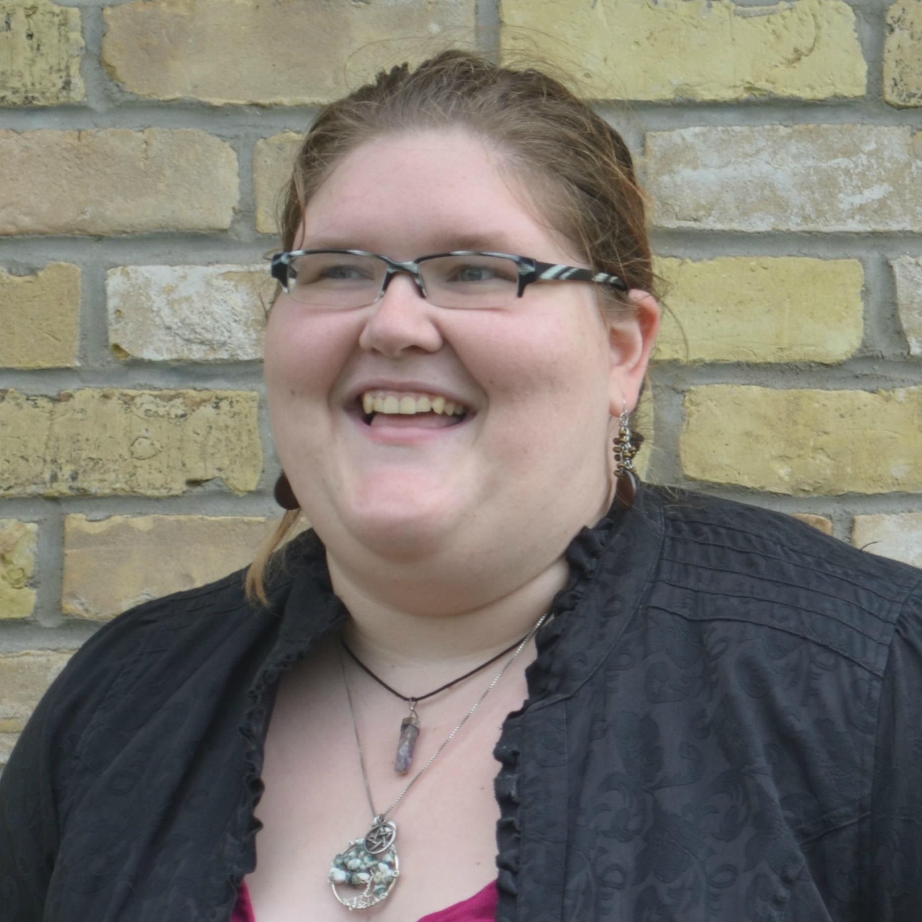 I am a fat gay pagan who teaches people about making babies, giving birth, and rocking breastfeeding (pronouns: she/her)