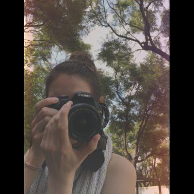 lizbeth1DMc's profile picture. Si notas que el camino es dificil es porque caminas en direccion correcta.