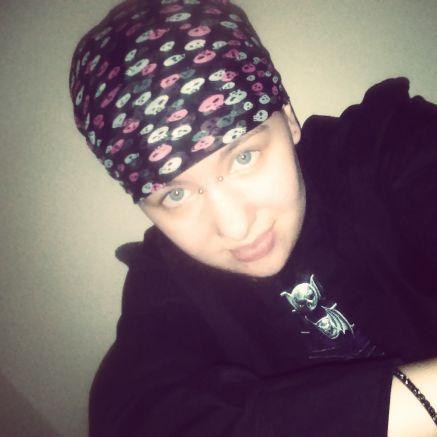 EscapeCasesFate's profile picture. Hi. I'm Casey. I'm 21, I love milkshakes and Harry Potter. I'm happily engaged. @EscapeTheFate, @rasmusofficial, @QueenWillRock and @ddlovato saved my life. ♥