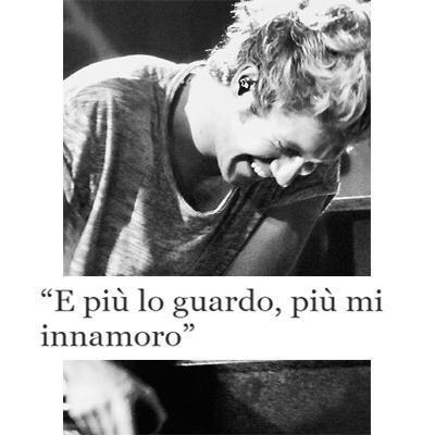 @onedirection vi tengo nel cuore perchè non posso tenervi per mano. // 28O614 // 13O914 oned rted me //
