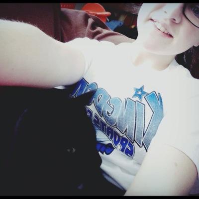 go follow me on instagram @olyvia_09