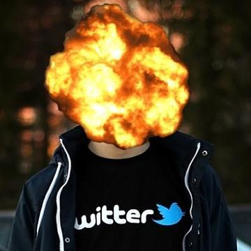 Nrwst's profile picture. Меня зовут Илья и это мой живой лайв, 23 года. Северо-Западный регион. 

Я был пьяный, злой и глупый, и всё постил в блог.