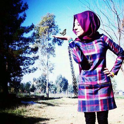 Umursamaz Değilim Ben,
Bunu Asla Unutma.Sadece Sen Umrumda Olmayı Beceremiyorsun...!!!