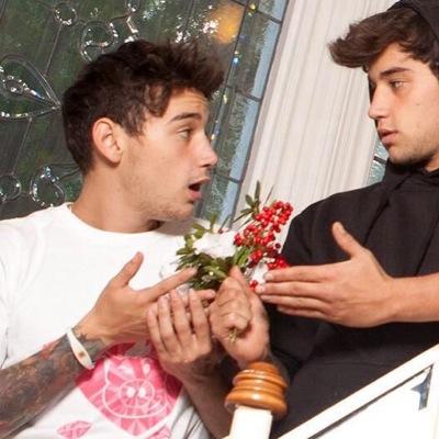 https://t.co/NvvWEHftMS
Please RT and tag the boys its for our anti-bullying project :)