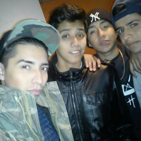 AronReta13's profile picture. 